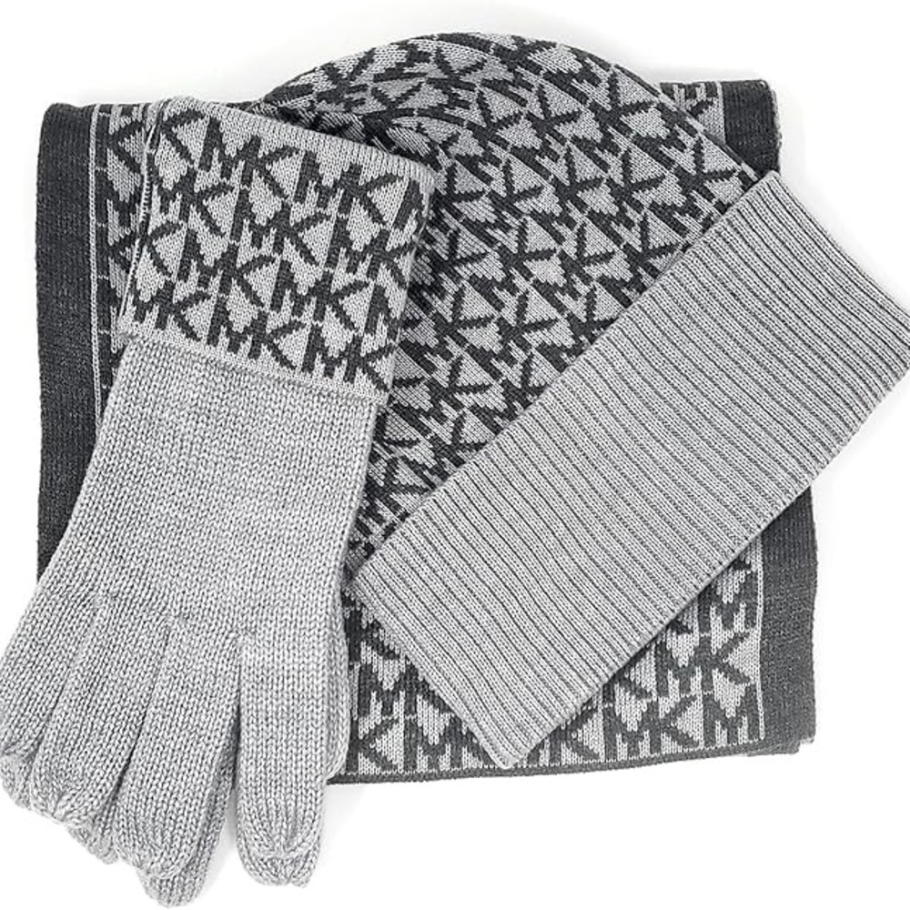 Michael Kors Scarf Set